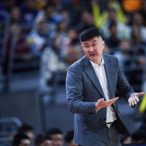 开云入口-广东宏远全力出击！主场迎战新疆男篮，杜锋拒绝输球，央视直播