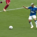 开云娱乐-【英超】红军3次击中门框 利物浦0比0埃弗顿