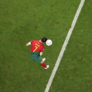 开云在线-进球算谁的？B费无意的伟大进球！C罗最好的没顶到？