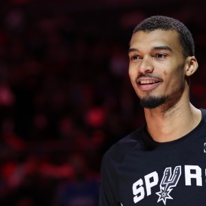 开云入口-文班谈赛季末是否轮休：我每场都想打 但有些比赛确实可以轮休